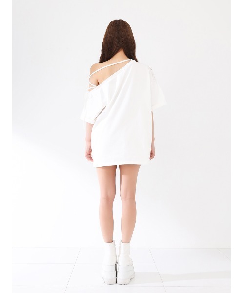 Darich(ダーリッチ)の「ワンショルダーグラフィックビッグTシャツ(Tシャツ/カットソー・レディース・ホワイト/サックスブルー/ブラック・FREE)」の9枚目の写真