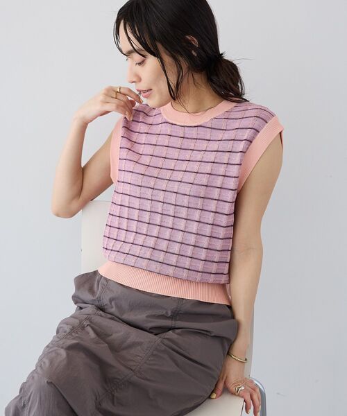 CRAFT STANDARD BOUTIQUE(クラフトスタンダードブティック)の「リンクスチェックニットベスト(ベスト・レディース・ライトグレー/ブルー/パープル・FREE)」の4枚目の写真