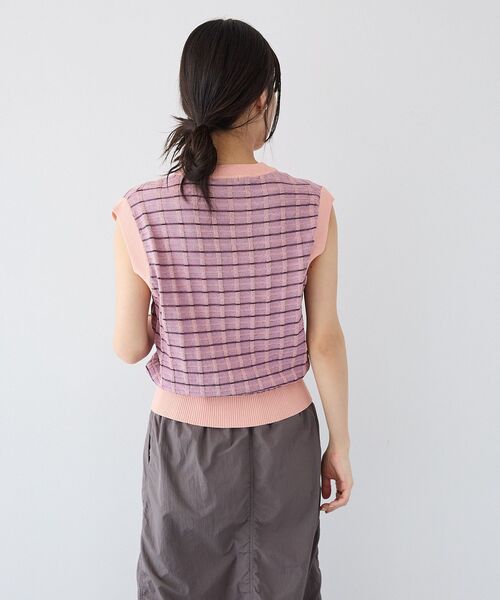 CRAFT STANDARD BOUTIQUE(クラフトスタンダードブティック)の「リンクスチェックニットベスト(ベスト・レディース・ライトグレー/ブルー/パープル・FREE)」の7枚目の写真