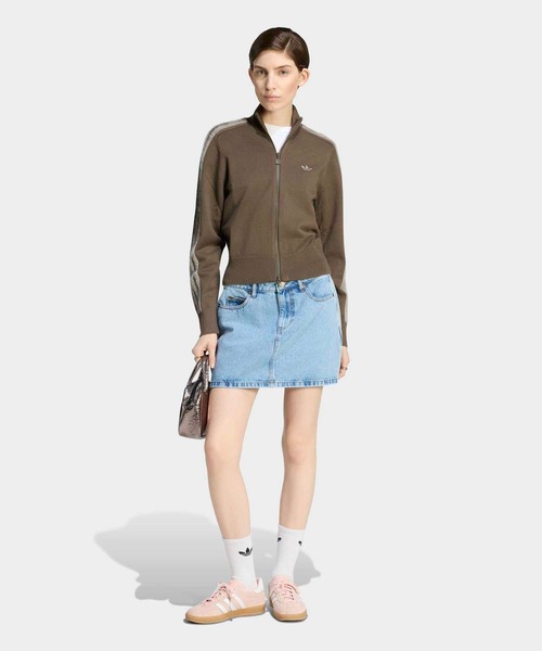 adidas(アディダス)の「MID RISE DENIM SKIRT / アディダスオリジナルス adidas Originals(デニムスカート・レディース・ブルー・X-LARGE/SMALL/MEDIUM/LARGE/XX-LARGE/X-SMALL)」の5枚目の写真