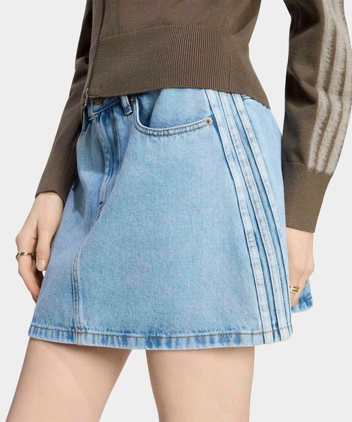 adidas(アディダス)の「MID RISE DENIM SKIRT / アディダスオリジナルス adidas Originals(デニムスカート・レディース・ブルー・X-LARGE/SMALL/MEDIUM/LARGE/XX-LARGE/X-SMALL)」の3枚目の写真