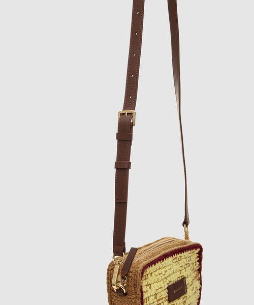 MARNI（マルニ）の「KNITTED / カメラバッグ（ショルダーバッグ・レディース・パープル系/イエロー系・ONE SIZE）」の4枚目の写真