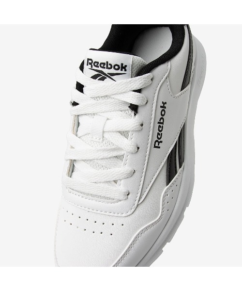 Reebok(リーボック)の「ランブル 2.0 / RAMBLE 2.0 SA(スニーカー・メンズ・ホワイト×ブラック/ブラック・30.0cm/29.0cm/28.5cm/27.5cm/27.0cm/26.5cm/26.0cm/25.5cm/25.0cm/24.0cm/24.5cm/23.5cm/23.0cm/22.5cm/28.0cm)」の3枚目の写真