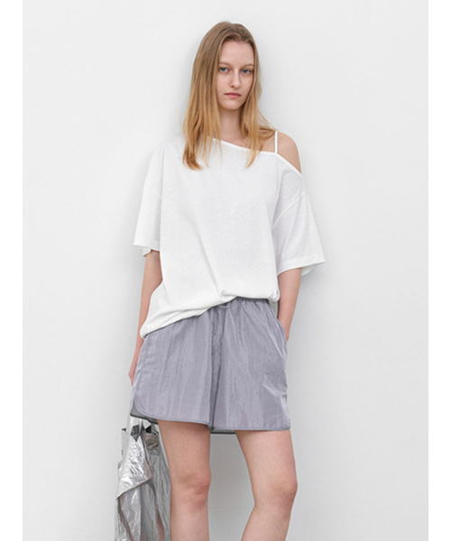 ATELIER NAIN（アトリエナイン）の「YU NYLON DOLPHIN SHORT PANTS (PT-5781)（その他パンツ・レディース・パープル/オリーブ・MEDIUM/SMALL）」の3枚目の写真