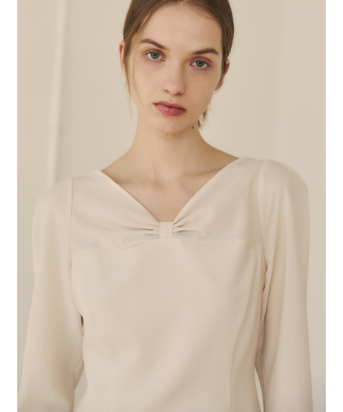 LETQSTUDIO(レチケットスタジオ)の「ペタルドレス、マカダミア(ワンピース・レディース・その他・SMALL/MEDIUM)」の2枚目の写真