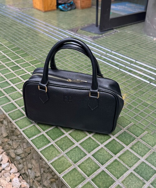 fredy emue（フレディエミュ）の「FR横長レザーボストンバッグ（ボストンバッグ・レディース・ブラウン/ダークブラウン/ブラック・FREE）」の21枚目の写真