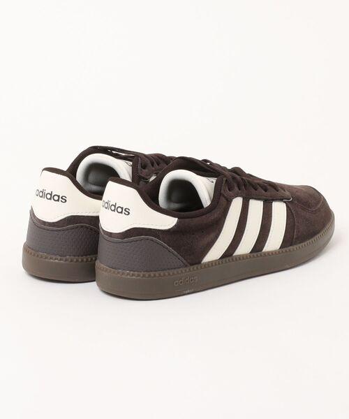 adidas(アディダス)の「adidas アディダス BREAKNET SLEEK SUEDE レディーススニーカー ロープロファイル(ブレイクネットスリークスエード) KK2224 オーロラコーヒー/オフホワイト/ガム(スニーカー・レディース・ブラウン・24.0cm/23.5cm/23.0cm/22.5cm/25.0cm/24.5cm)」の2枚目の写真