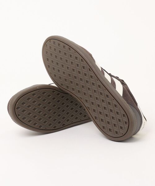 adidas(アディダス)の「adidas アディダス BREAKNET SLEEK SUEDE レディーススニーカー ロープロファイル(ブレイクネットスリークスエード) KK2224 オーロラコーヒー/オフホワイト/ガム(スニーカー・レディース・ブラウン・24.0cm/23.5cm/23.0cm/22.5cm/25.0cm/24.5cm)」の3枚目の写真