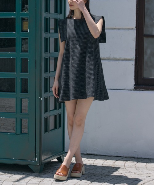 ACYM(アシーム)の「ボックスショルダーミニワンピース(ワンピース・レディース・ブラックミックス・FREE)」の14枚目の写真