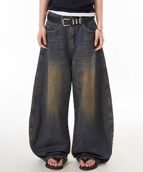 NEW GENTLEMAN(ニュージェントルマン)の「ビーターバークデニム ワイドバギー バルーンパンツ(デニムパンツ・メンズ・ブルー・L/M/S)」の1枚目の写真