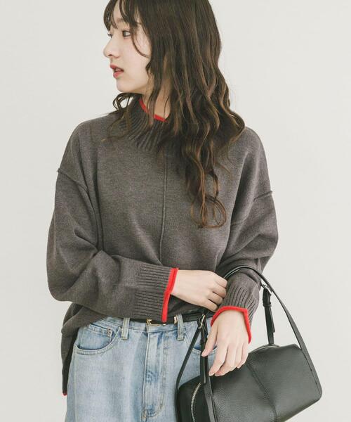 ITEMS URBANRESEARCH(アイテムズ アーバンリサーチ)の「『洗濯可』ハイショクハイネックニット(ニット/セーター・レディース・ネイビー/オフホワイト/グレー/ライトグレー・FREE)」の3枚目の写真