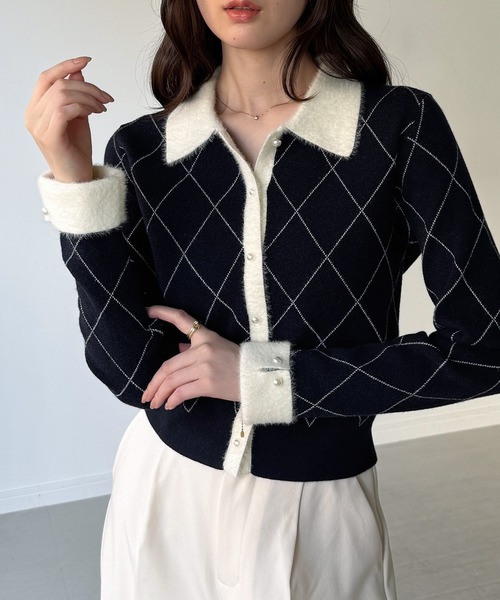 junoah(ジュノア)の「アーガイルニットカーディガン(カーディガン/ボレロ・レディース・ネイビー/チャコール/モカ・LARGE/MEDIUM)」の4枚目の写真