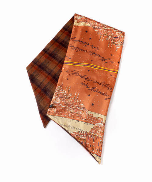 manipuri(マニプリ)の「manipuri シルクWマフラー 41x190cm 0163339001/007(マフラー・レディース・ブラウン/オレンジ・FREE)」の2枚目の写真