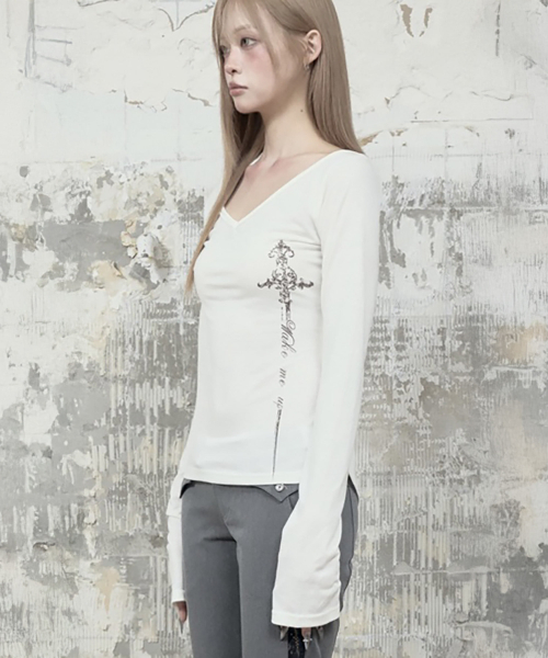 ETRE AU SOMMET(エトレオソメ)の「Back Double Cross Printing Long Sleeve (White)(Tシャツ/カットソー・レディース・ホワイト・FREE)」の3枚目の写真