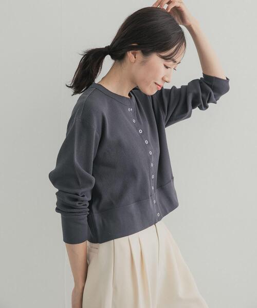 HANES(ヘインズ)の「『別注』HANES×DOORS ワッフルコンパクトカーディガン(カーディガン/ボレロ・レディース・グレー/オフホワイト/ネイビー・FREE)」の14枚目の写真