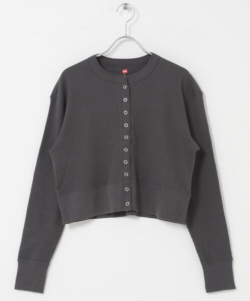 HANES(ヘインズ)の「『別注』HANES×DOORS ワッフルコンパクトカーディガン(カーディガン/ボレロ・レディース・グレー/オフホワイト/ネイビー・FREE)」の16枚目の写真