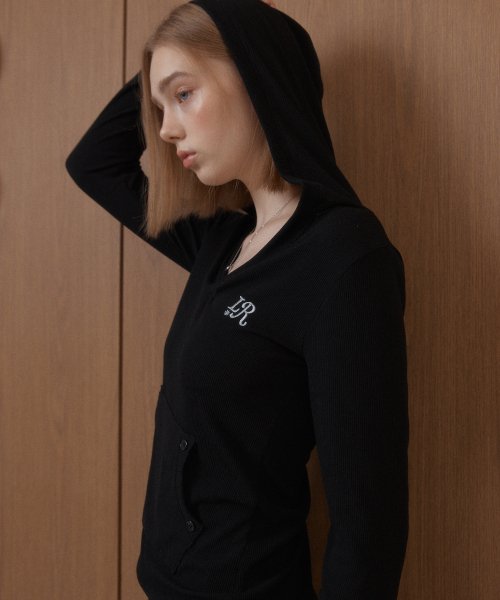 LETERIE(レテリー)の「LR V-NECK HOODIE_BLACK(Tシャツ/カットソー・レディース・ブラック・FREE)」の3枚目の写真