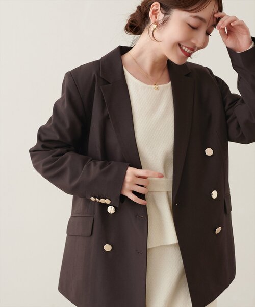 natural couture(ナチュラルクチュール)の「べこべこ金釦テーラージャケット(テーラードジャケット・レディース・ブラウン/ベージュ/ネイビー/その他1・FREE)」の2枚目の写真