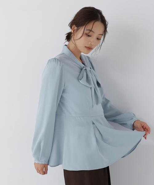 NATURAL BEAUTY BASIC（ナチュラルビューティーベーシック）の「リボンタイペプラムブラウス（シャツ/ブラウス・レディース・ベージュ/オフホワイト/ブルー・FREE）」の13枚目の写真