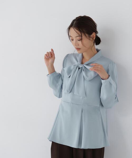 NATURAL BEAUTY BASIC（ナチュラルビューティーベーシック）の「リボンタイペプラムブラウス（シャツ/ブラウス・レディース・ベージュ/オフホワイト/ブルー・FREE）」の8枚目の写真