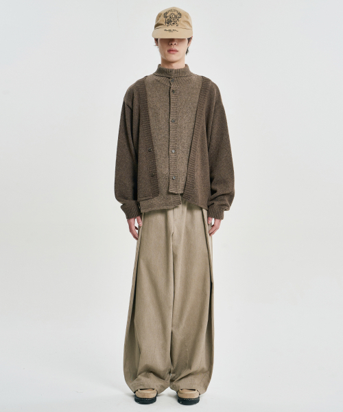 AJOBYAJO（アジョバイアジョ）の「Double Layered Turtleneck Cardigan [BROWN]（カーディガン/ボレロ・レディース・その他・MEDIUM/LARGE）」の6枚目の写真