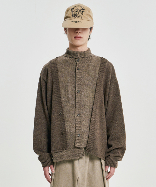 AJOBYAJO（アジョバイアジョ）の「Double Layered Turtleneck Cardigan [BROWN]（カーディガン/ボレロ・レディース・その他・MEDIUM/LARGE）」の7枚目の写真