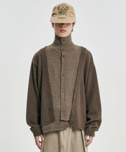 AJOBYAJO（アジョバイアジョ）の「Double Layered Turtleneck Cardigan [BROWN]（カーディガン/ボレロ・レディース・その他・MEDIUM/LARGE）」の8枚目の写真