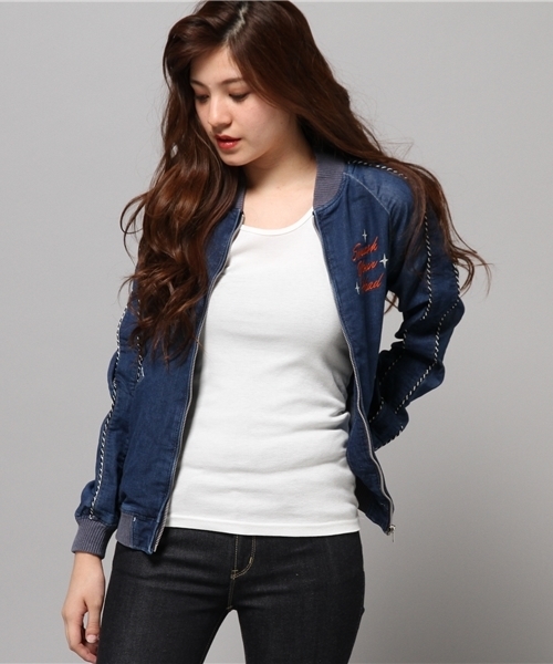 HYSTERIC GLAMOUR(ヒステリックグラマー)の「LIVE IN HYSTERIC刺繍 スカジャン(ブルゾン・レディース・インディゴブルー・MEDIUM/SMALL)」の2枚目の写真