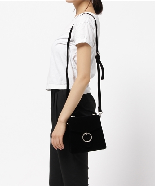 MOUSSY（マウジー）の「VELOUR HAND BAG（ショルダーバッグ・レディース・ブラック/ボルドー/ブラウン・FREE）」の7枚目の写真