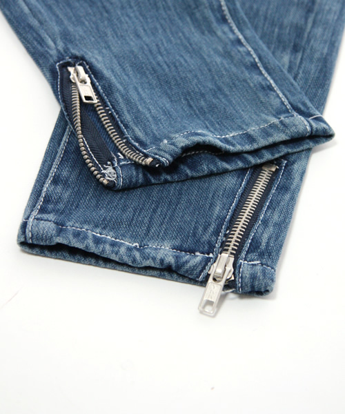 NANO universe(ナノユニバース)の「STUDS DENIM サイドジップ(デニムパンツ・レディース・インディゴブルー・24/25/26/27)」の12枚目の写真