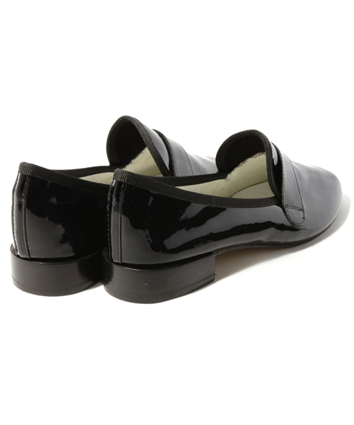 Ray BEAMS(レイビームス)の「repetto / "マイケル" VERNIS(その他シューズ・レディース・ブラック・36/37/38/39/39.5/40)」の4枚目の写真