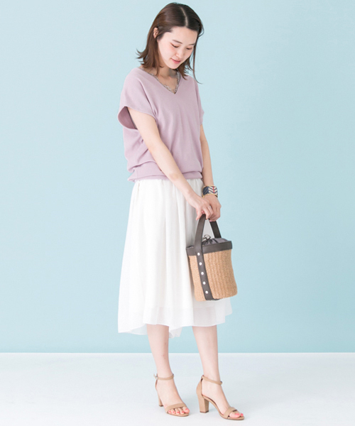 URBAN RESEARCH（アーバンリサーチ）の「UR レースレイヤードニット（ニット/セーター・レディース・ライラック/ネイビー/ベージュ系その他/ライトカーキ・FREE）」の8枚目の写真