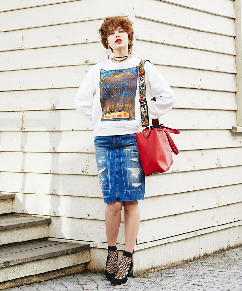 HYSTERIC GLAMOUR(ヒステリックグラマー)の「ZSR加工デニム タイトミディSK(スカート・レディース・インディゴブルー・27inch/25inch/24inch/26inch)」の13枚目の写真