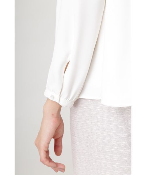 NATURAL BEAUTY BASIC（ナチュラルビューティーベーシック）の「〈ウォッシャブル〉フロントタックブラウス（シャツ/ブラウス・レディース・ピンク/ホワイト系その他/ネイビー/ホワイト・SMALL/MEDIUM/LARGE）」の9枚目の写真