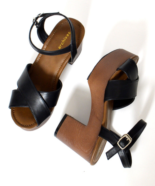 archives（アルシーヴ）の「クロスサンダル（サンダル・レディース・ブラック/ベージュ/ピンク系その他・MEDIUM/LARGE）」の2枚目の写真
