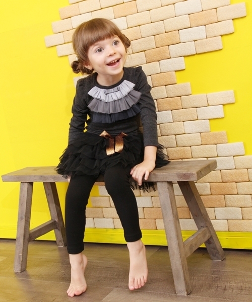 Rora（ローラ）の「ルリ チュチュ 黒 スカッツ（スカート・キッズ・ブラック/ネイビー・100cm/110cm/120cm/130cm/90cm/90㎝/140cm）」の16枚目の写真