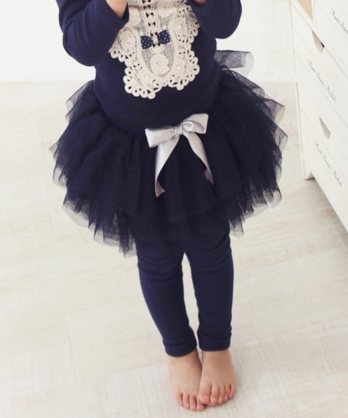 Rora（ローラ）の「ルリ チュチュ 黒 スカッツ（スカート・キッズ・ブラック/ネイビー・100cm/110cm/120cm/130cm/90cm/90㎝/140cm）」の6枚目の写真