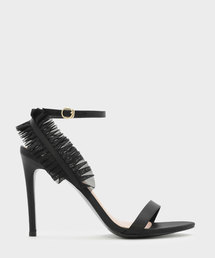 ラッフルディテールアンクルストラップサンダル / RUFFLE DETAIL ANKLE STRAP SANDALS