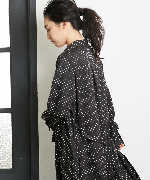 RIVE DROITE（リヴドロワ）の「フラワードットスキッパーワンピース（ワンピース・レディース・ブラック/イエロー・FREE）」の7枚目の写真