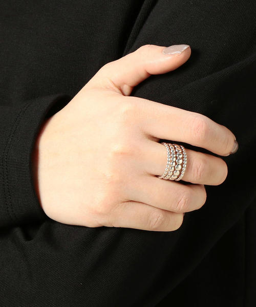 PHILIPPE AUDIBERT（フィリップ オーディベール）の「＜PHILIPPE AUDIBERT（フィリップオーディベール）＞GULIANシルバーカラーリング（リング・レディース・シルバー・FREE）」の2枚目の写真