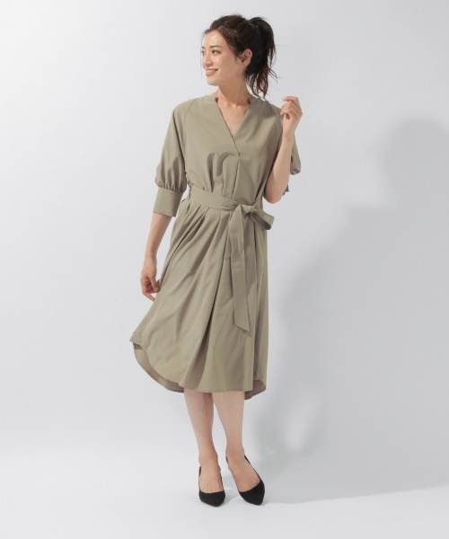 laboratory work（ラボラトリーワーク）の「ケープラグランスリーブワンピース（ワンピース・レディース・グレー/ベージュ/ネイビー・MEDIUM）」の20枚目の写真