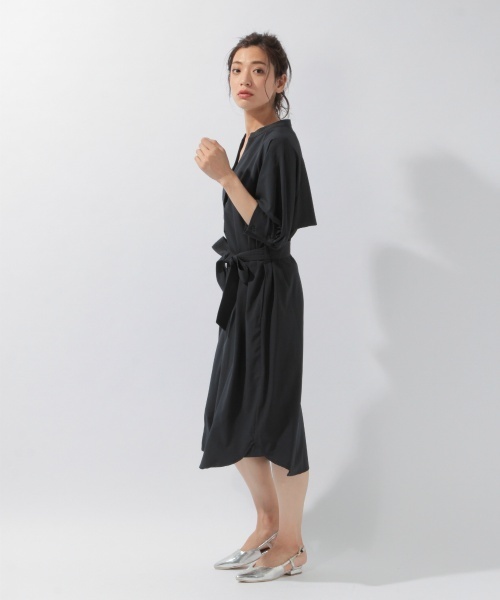 laboratory work（ラボラトリーワーク）の「ケープラグランスリーブワンピース（ワンピース・レディース・グレー/ベージュ/ネイビー・MEDIUM）」の21枚目の写真