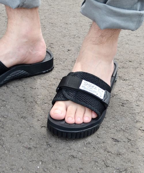SHIPS（シップス）の「【Begin 6月号掲載】SHAKA For SHIPS: 別注 BUNGALOW□（サンダル・メンズ・ブラック・10/7/8/9）」の6枚目の写真