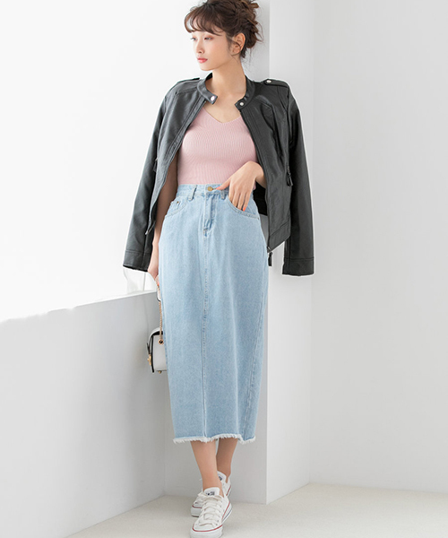 fifth（フィフス）の「Vネックリブニットキャミソール（キャミソール・レディース・グレー/ベージュ/ピンク/ブラック/ホワイト・MEDIUM）」の15枚目の写真