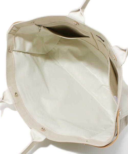 PORTER（ポーター）の「PORTER GIRL NAKED TOTE BAG LARGE <B印 YOSHIDA SELECT>（トートバッグ・メンズ・ベージュ/レッド/ネイビー・ONE SIZE）」の9枚目の写真