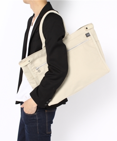 PORTER（ポーター）の「PORTER GIRL NAKED TOTE BAG LARGE <B印 YOSHIDA SELECT>（トートバッグ・メンズ・ベージュ/レッド/ネイビー・ONE SIZE）」の4枚目の写真