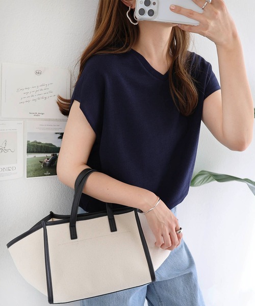 andme(アンドミー)の「ニットソーフレンチスリーブVネックトップス(Tシャツ/カットソー・レディース・ライトグレー/オフホワイト/ベージュ/ライトベージュ/ネイビー/カーキ/ブラック/ブラウン/ブルー系その他/ミント/レッド系その他/イエロー・M/L/XL/XXL)」の21枚目の写真