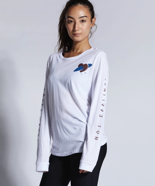 Hurley (ハーレー)の「W CATCH FEELINGS PERF TEE LS(Tシャツ/カットソー・レディース・ホワイト/ブラック/イエロー・SMALL/X-SMALL)」の2枚目の写真