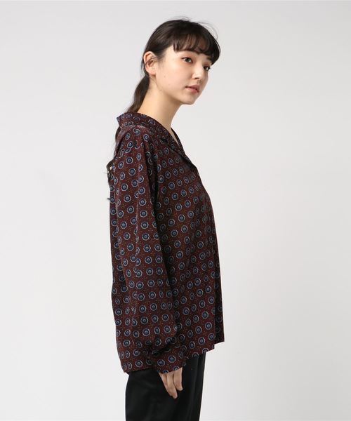 PUNYUS（プニュズ）の「小紋柄開襟シャツ（シャツ/ブラウス・レディース・ブラック/マスタード/ワイン・1/2/4/3）」の4枚目の写真