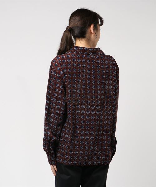 PUNYUS（プニュズ）の「小紋柄開襟シャツ（シャツ/ブラウス・レディース・ブラック/マスタード/ワイン・1/2/4/3）」の5枚目の写真